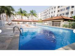 Vargem Pequena Estrada dos Bandeirantes, número 15501 apartamento 205. Condomínio Reserva Praia.  Apartamento com 44 m2 e vaga de garagem.  Divide-se em sala e dois quartos cozinha banheiro e área.  Condomínio com piscina academia churrasqueira salão fest