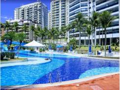 Barra da Tijuca Waterway Avenida Lucio Costa 4600 201 bloco 09. Apartamento com 231 m2 e quatro vagas de garagem.  Divide-se em sala com varanda quarto quartos sendo três suítes cozinha banheiros área dependencias.  Condomínio frente ao mar com pisicna ch